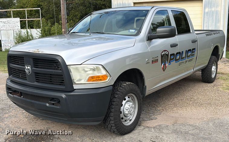 2012 Dodge Ram 2500 Crew Cab pickup truck - DX5815