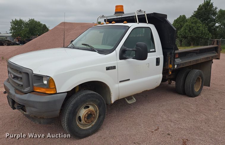 2001 Ford F350 Super Duty dump bed pickup truck - DY1143
