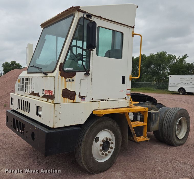 2011 Kalmar  Ottawa yard truck - DY1145