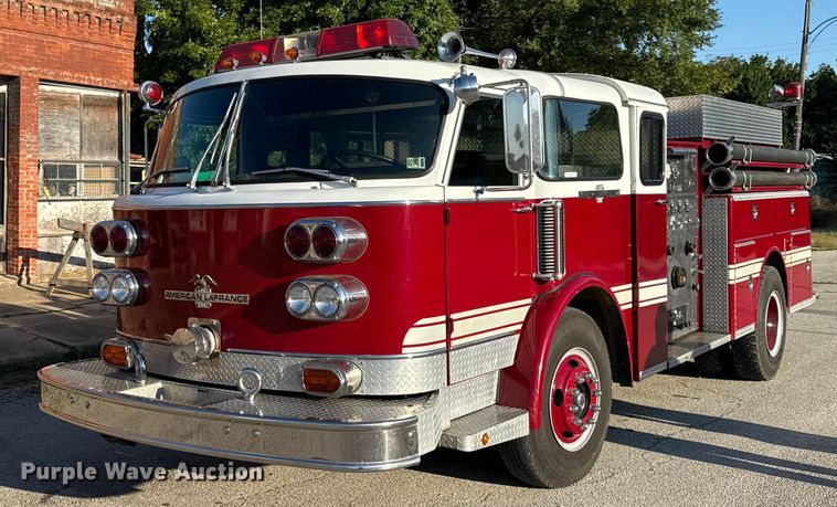 1982 American LaFrance pumper fire truck - DZ4268