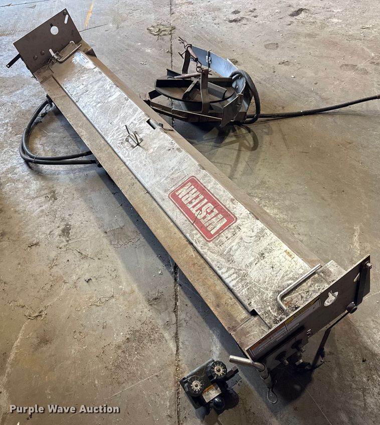 Western UTS-696 tailgate spreader - ER0105