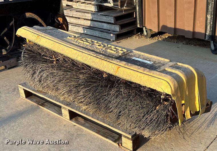 Sweepster broom  - ET4573