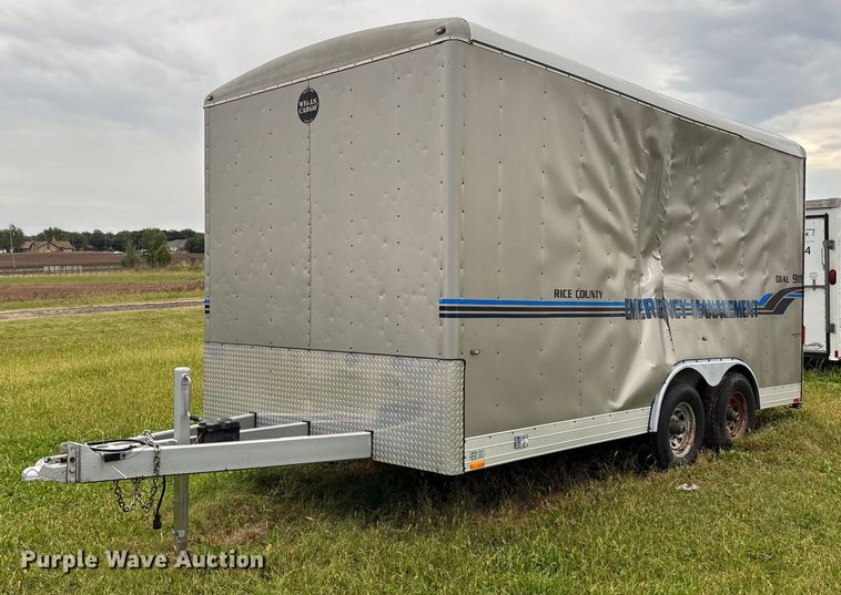 2004 Wells Cargo enclosed cargo trailer - ET4627
