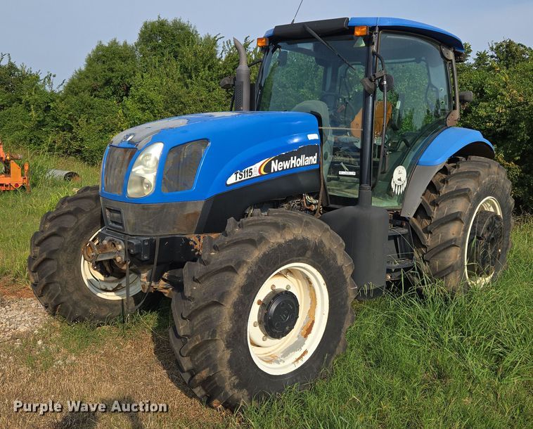 2006 New Holland TS115A MFWD tractor - EU3681
