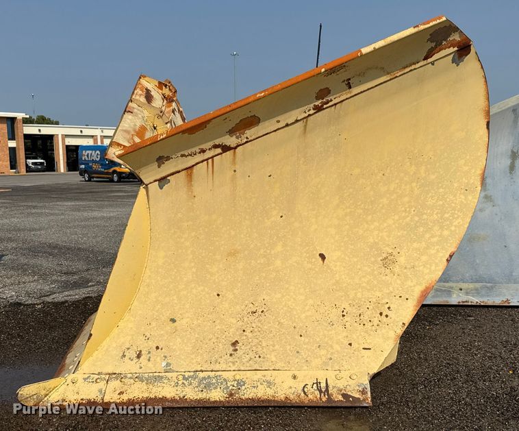 Wausau V80-72 snow plow - DU6821
