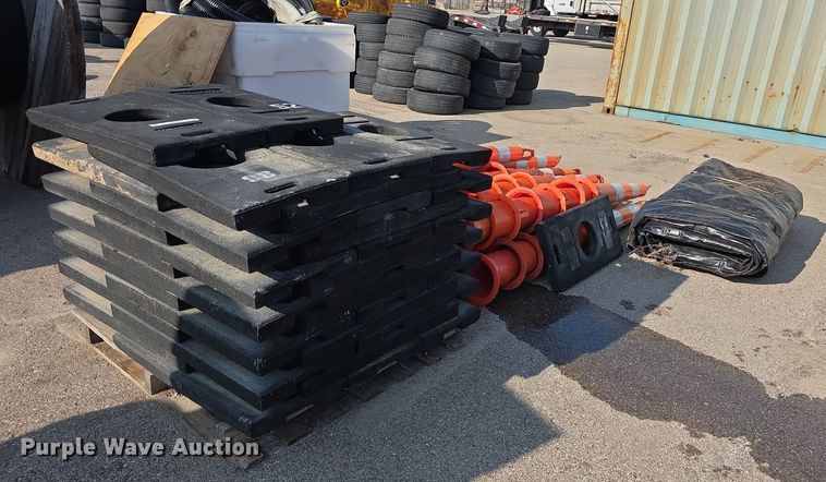 Road safety equipment  - DZ6173