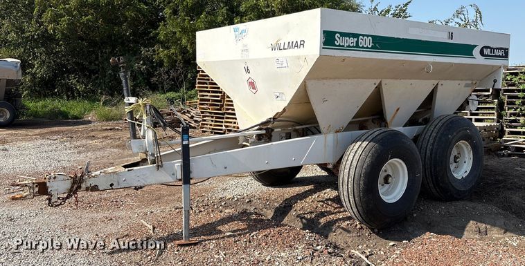 Willmar Super 600 spreader - DM5471