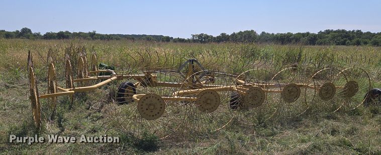 2003 Vermeer WR24 hay rake - DU6872