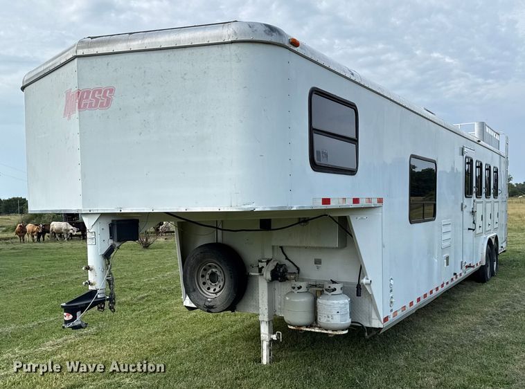 2005 Kiefer Xpress Advantage plus livestock trailer - DY8117