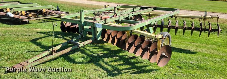 John Deere 210 double off-set disk - EA2553