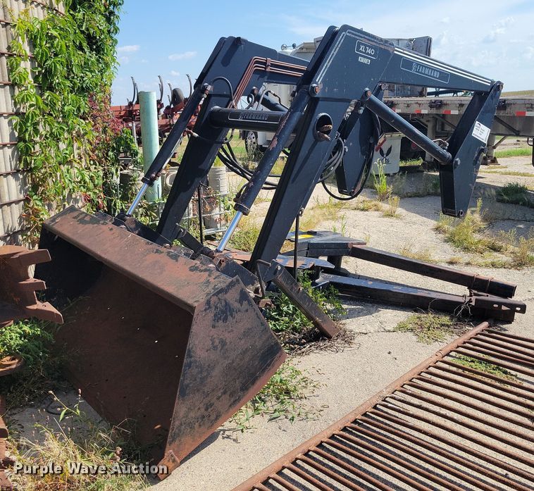 Farmhand XL 740 loader - EA2563