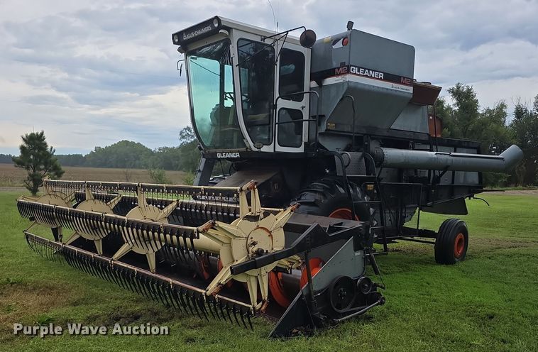 Gleaner M2 combine - EF3804