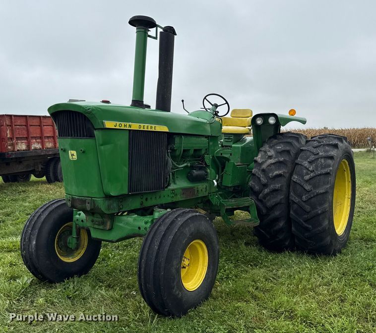 1969 John Deere 4520 tractor - EN7029