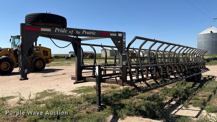 2018 Pride of the Prairie hay bale trailer - EP0545