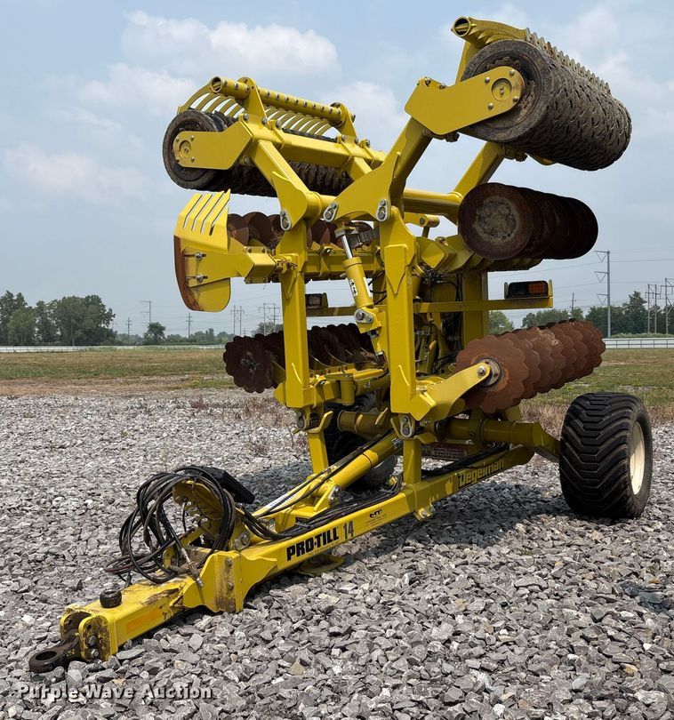 Degelman  Pro-Till 14 disk - YA0730