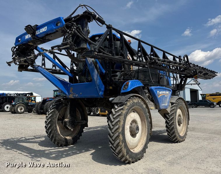 2020 New Holland SP310F  sprayer - YA1098