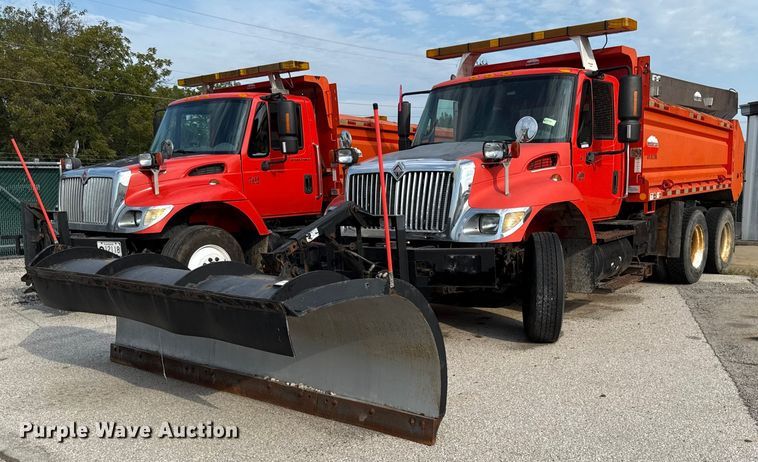 2007 International SF525 dump truck - DY8155