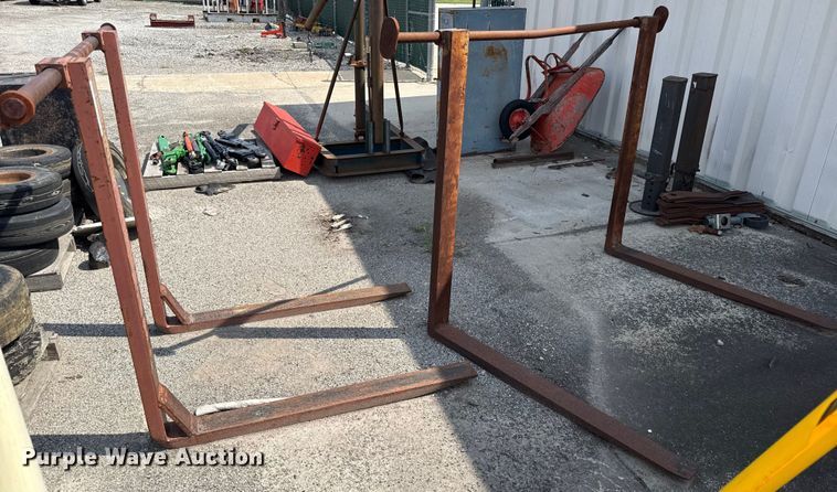 (2) wheel loader forks - DY8176