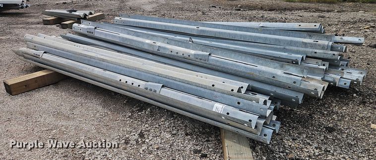 (37) pieces of guard rail - EB8279