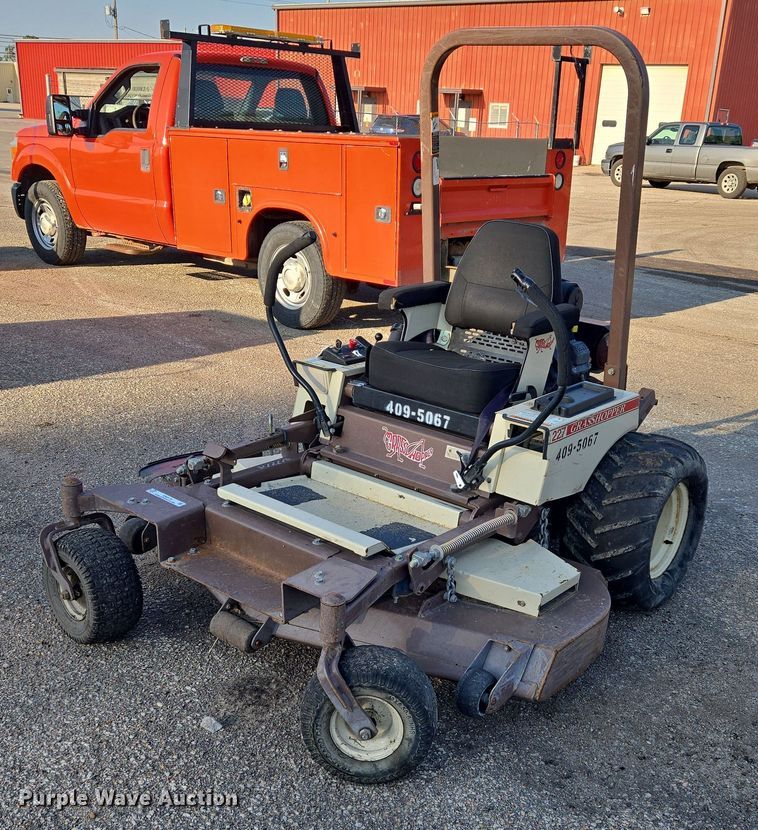 2007 Grasshopper 227 ZTR lawn mower - EM8116