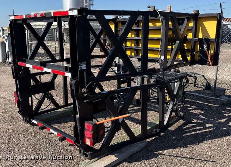 2011 Trinity TMA 9182 crash attenuator - EP0605