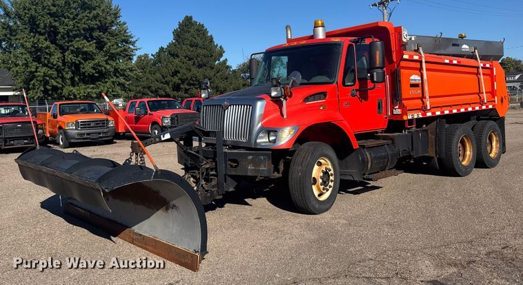 2007 International 7400 dump truck - ER2430