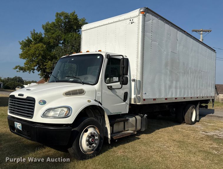 2013 Freightliner Business Class M2 box truck - DJ7819