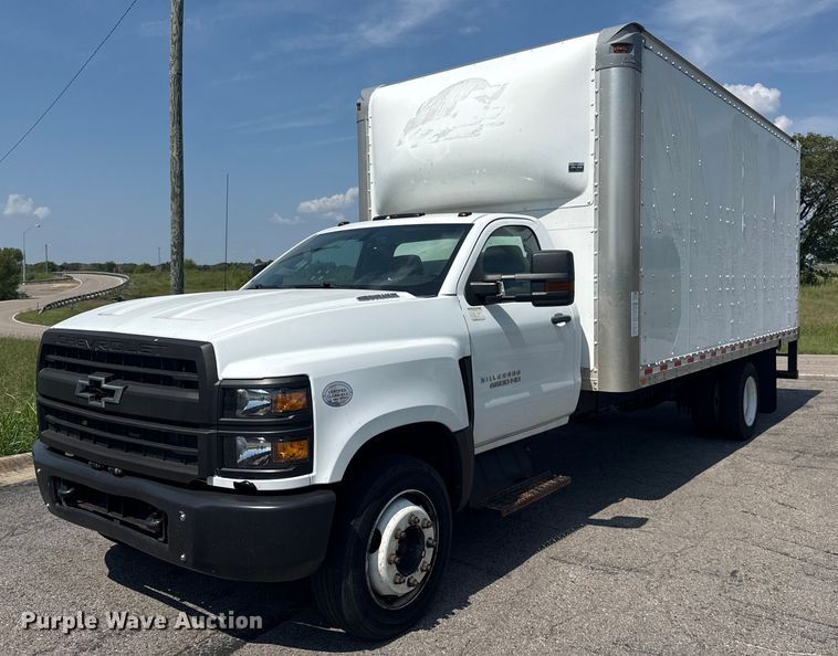 2019 Chevrolet Silverado 6500HD box truck - DJ7821