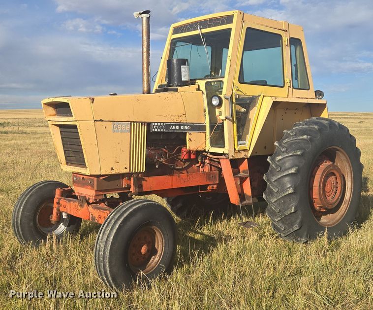 1971 Case 1170 tractor - DY1184
