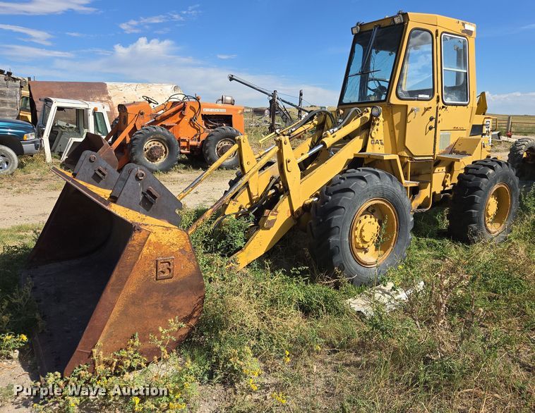 1981 Caterpillar 910 wheel loader - DY1188