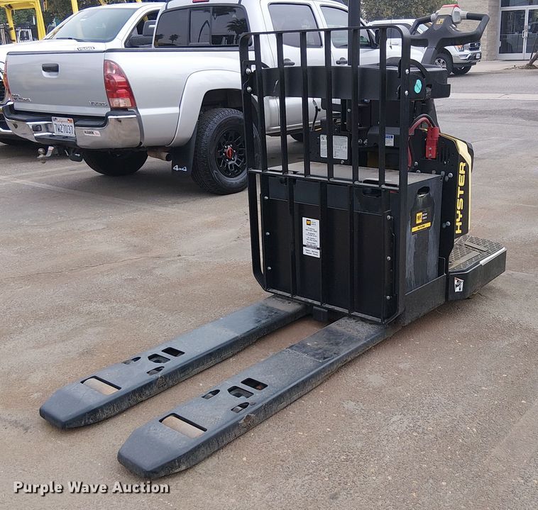 2023 Hyster B60ZAC2 pallet jack - EC1218