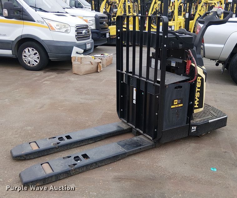 2023 Hyster B60ZAC2 pallet jack - EC1219