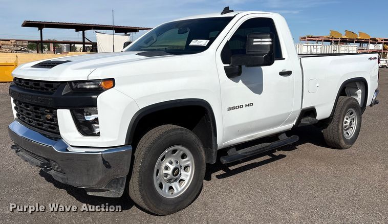 2022 Chevrolet Silverado 3500HD pickup truck - EC8002