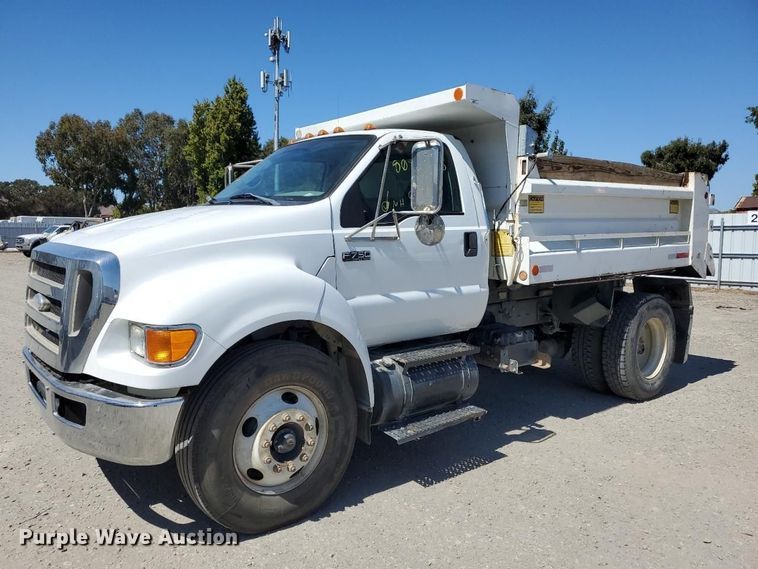 2008 Ford F750 Super Duty XL dump truck - EC8017
