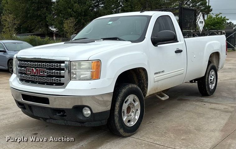 2013 GMC Sierra 2500HD pickup truck - ED2253
