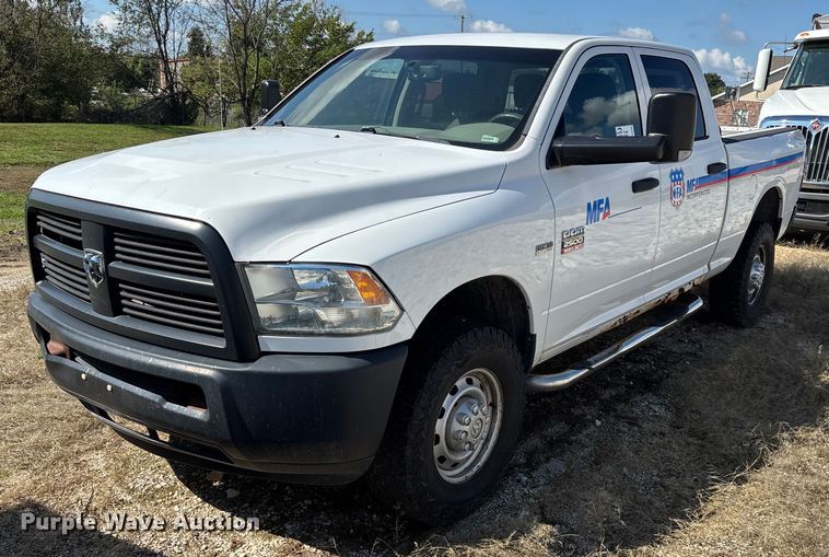 2012 Dodge Ram 2500 Heavy Duty Crew Cab pickup truck - ED2255