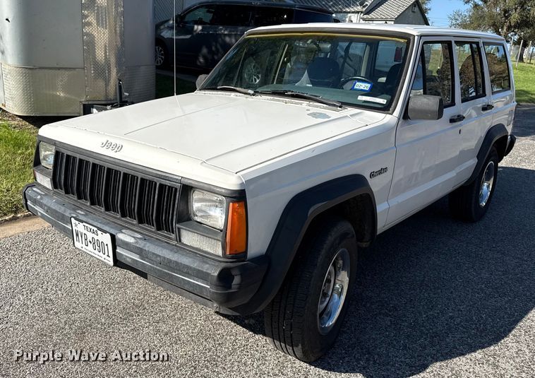 1996 Jeep Cherokee SUV - EP0681