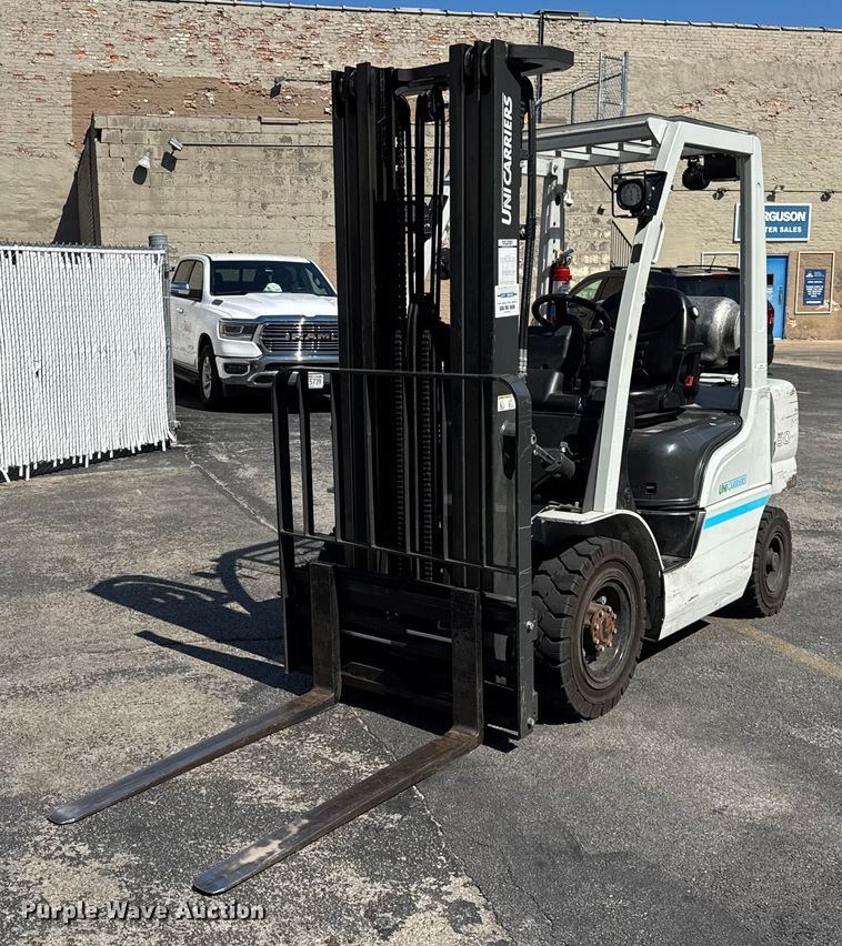 2017 UniCarriers PF50 forklift - ER0096