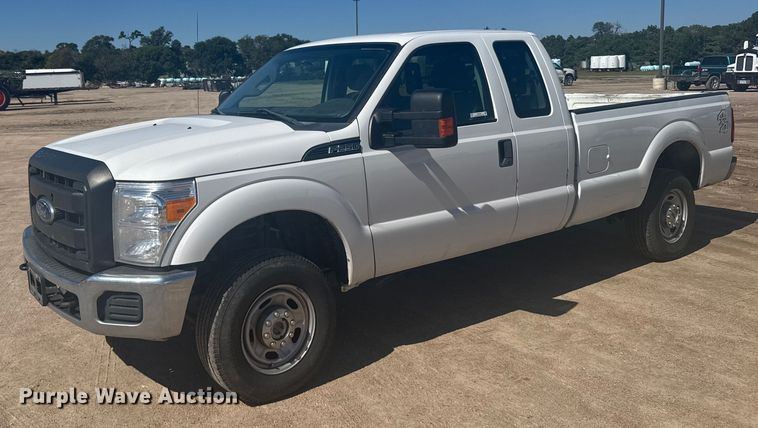 2014 Ford F250 Super Duty SuperCab pickup truck - ER2484