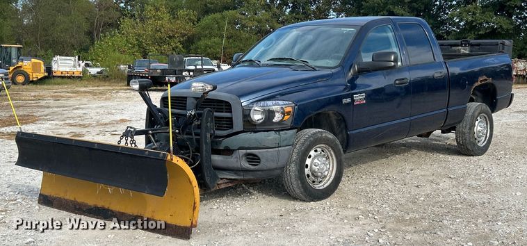 2008 Dodge Ram 2500HD Quad Cab pickup truck - ET3195