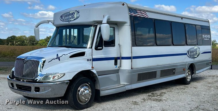 2006 International PC015 shuttle bus - ET3218