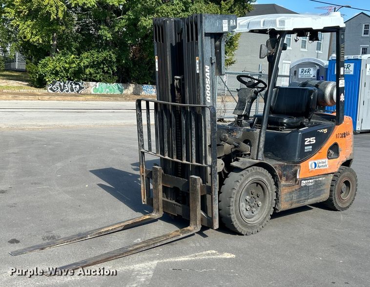 Doosan G25P-3 forklift - ET3220