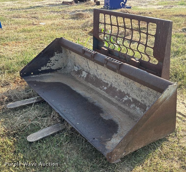 Skid steer attachments  - ET7082