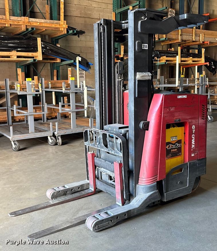 2017 Raymond 720-R35TT reach truck - ET8551