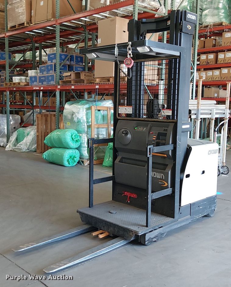 2018 Crown SP3520-30 order picker - EU2540