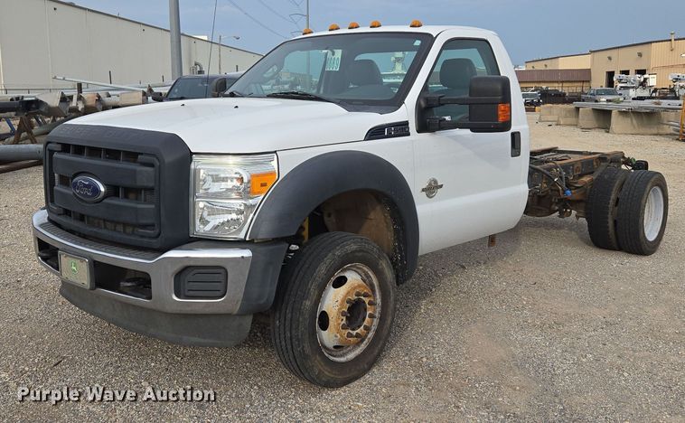 2016 Ford F550 truck cab and chassis - EU3691