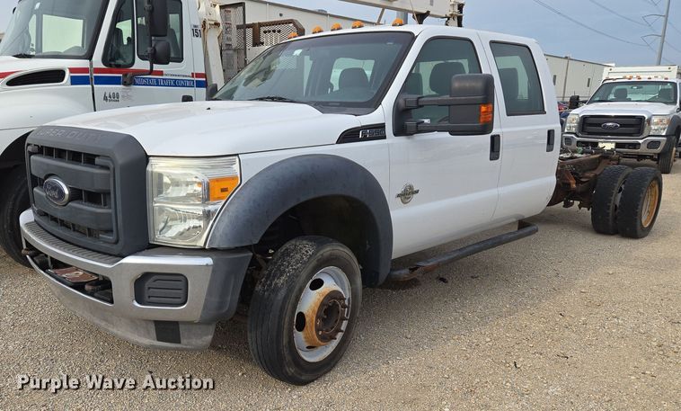 2012 Ford F550 Crew Cab truck cab and chassis - EU3693