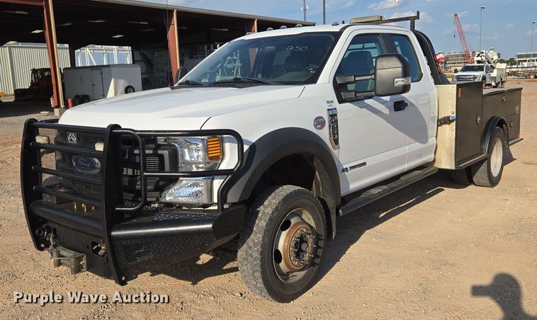 2020 Ford F550 SuperCab flatbed truck - EU3735