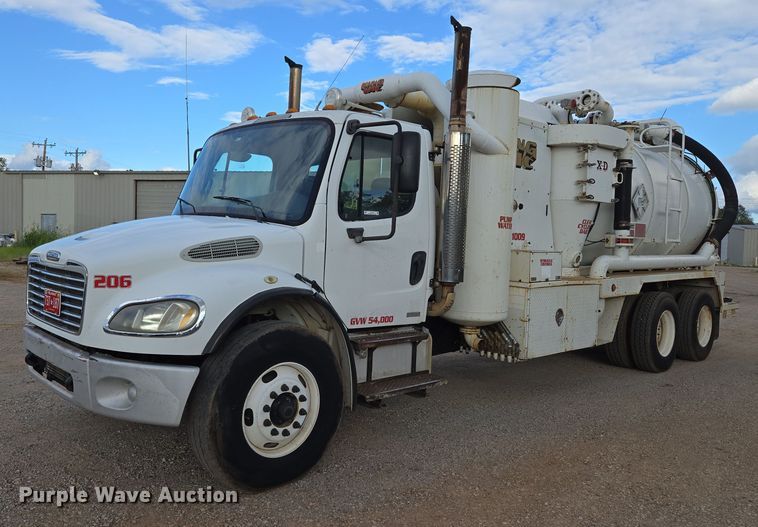 2007 Freightliner M2 vacuum truck - EU3774