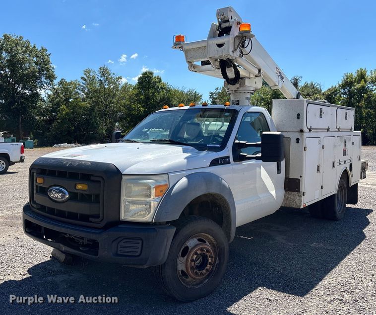 2011 Ford F450 Super Duty bucket truck - EV3011